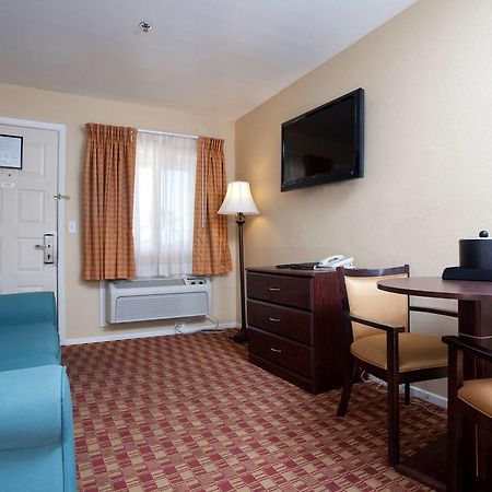 Red Lion Inn & Suites Cathedral City Palm Springs المظهر الخارجي الصورة
