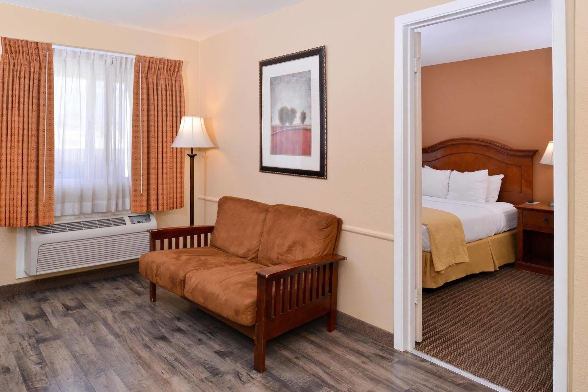 Red Lion Inn & Suites Cathedral City Palm Springs المظهر الخارجي الصورة